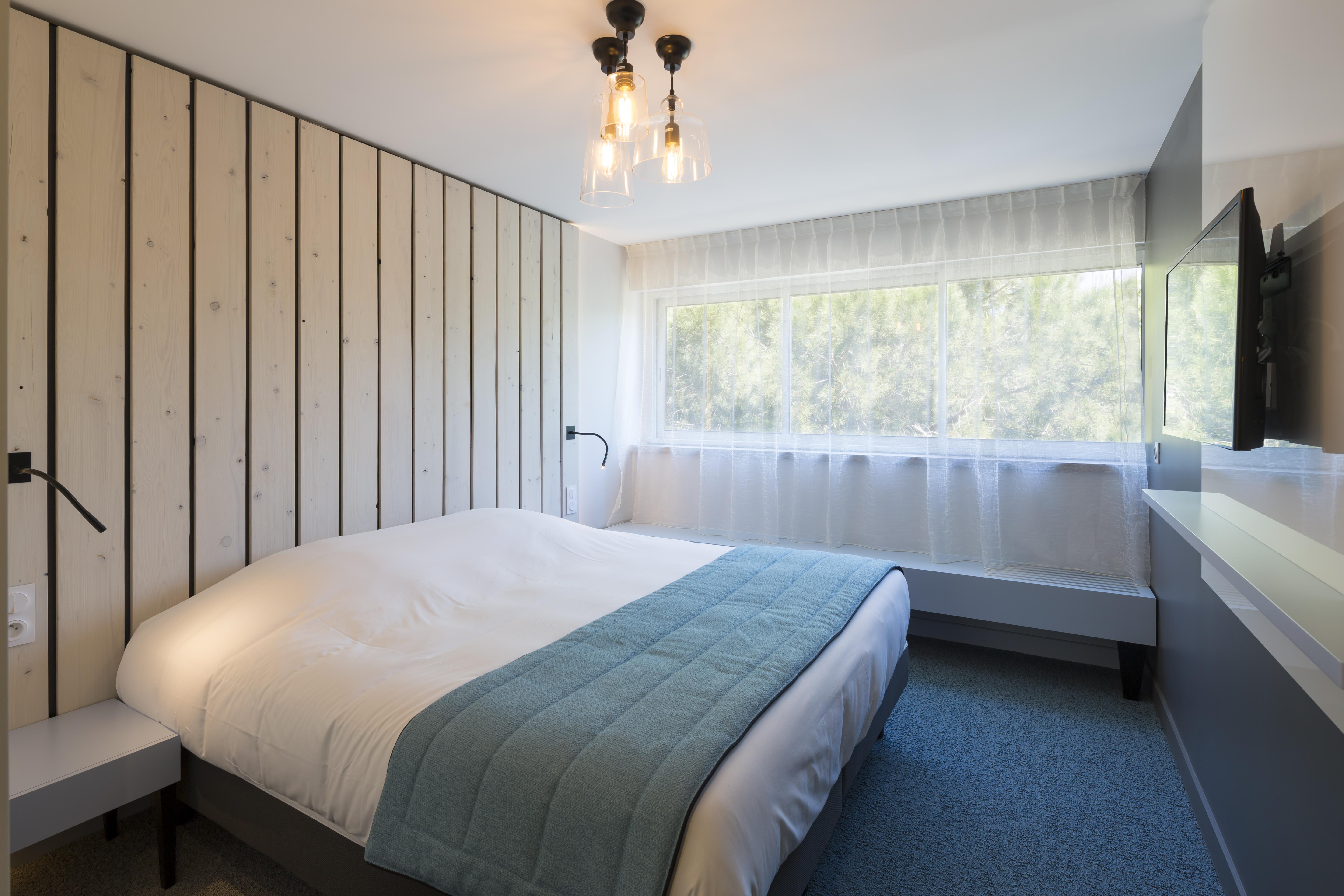 Logis Hotel Les Pins - Operalia Balaruc-les-Bains Zewnętrze zdjęcie