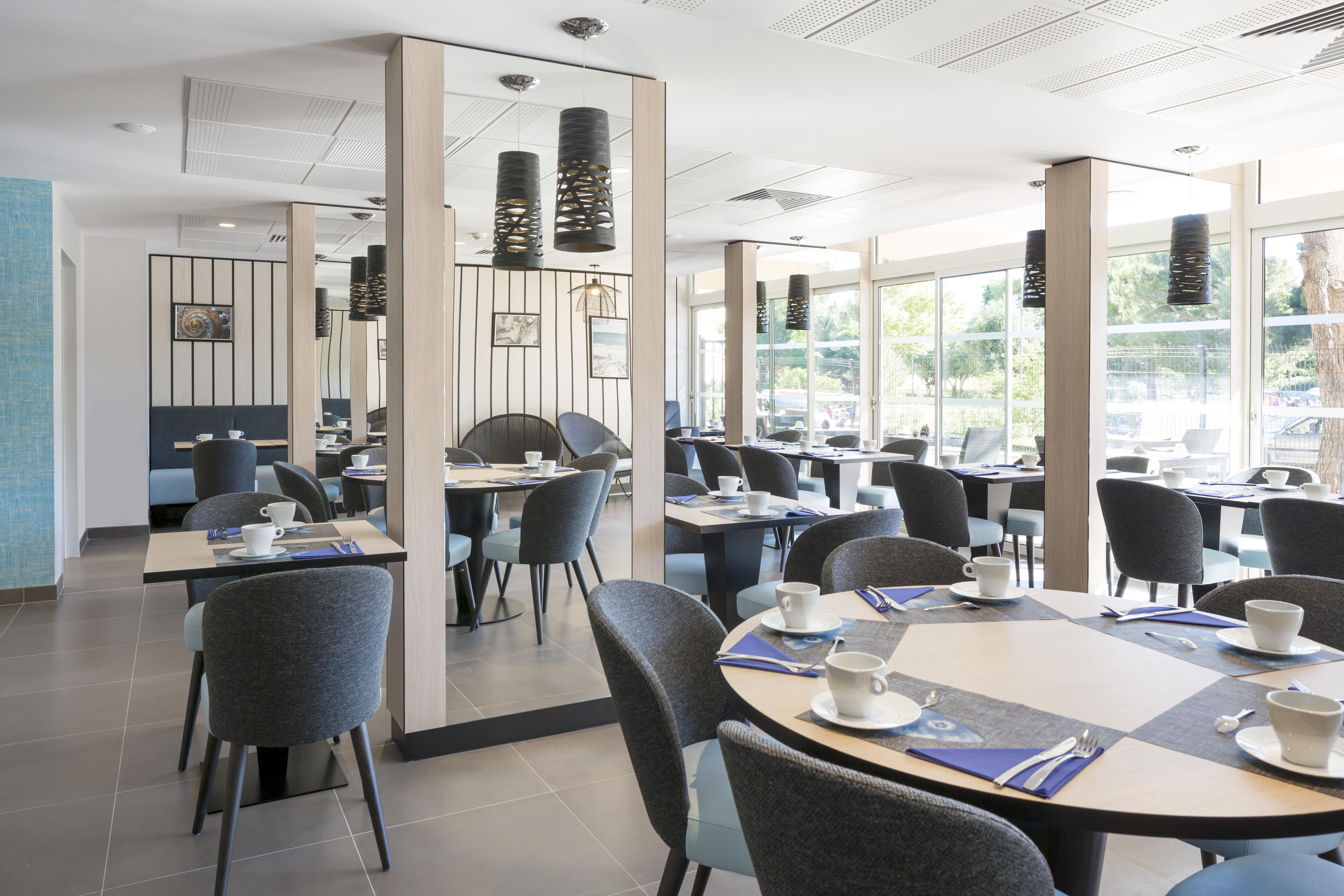 Logis Hotel Les Pins - Operalia Balaruc-les-Bains Zewnętrze zdjęcie
