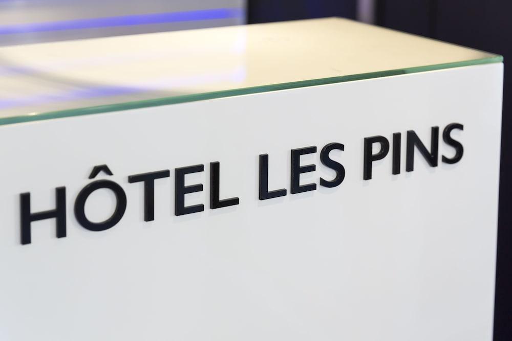 Logis Hotel Les Pins - Operalia Balaruc-les-Bains Zewnętrze zdjęcie