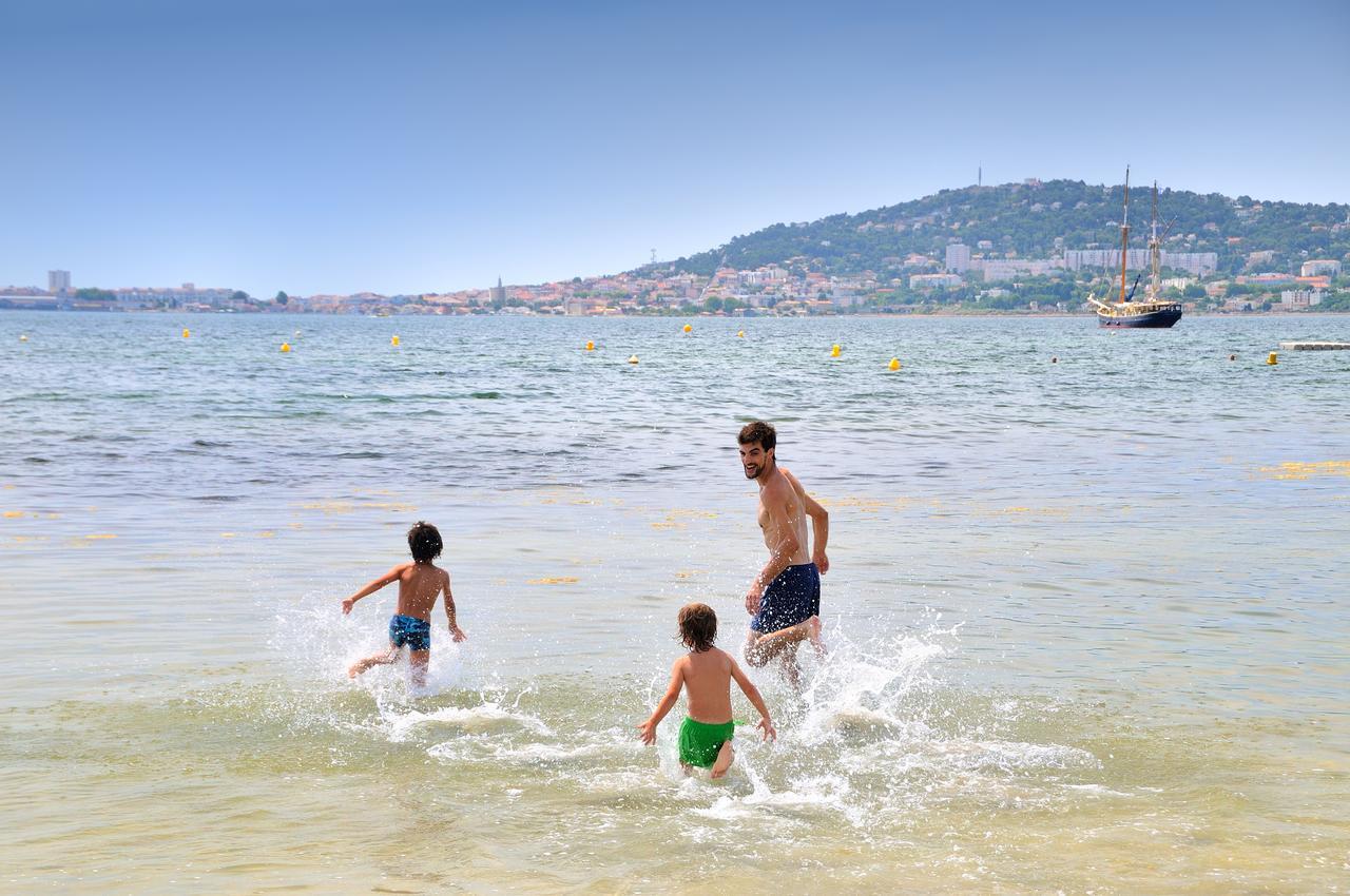 Logis Hotel Les Pins - Operalia Balaruc-les-Bains Zewnętrze zdjęcie