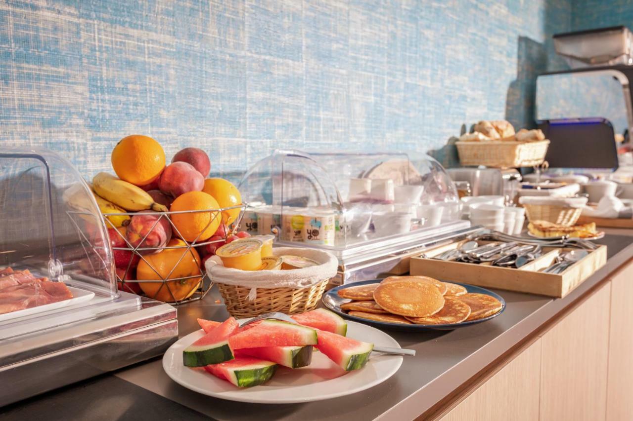 Logis Hotel Les Pins - Operalia Balaruc-les-Bains Zewnętrze zdjęcie